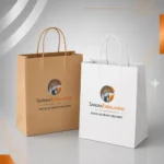 Sacolas kraft delivery personalizadas branca e natural com alça torcida e impressão da Sandra Embalagens para restaurantes, padarias, cafeterias, delivery e lojas.